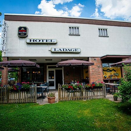 Hotel Ladage フランクフルト エクステリア 写真