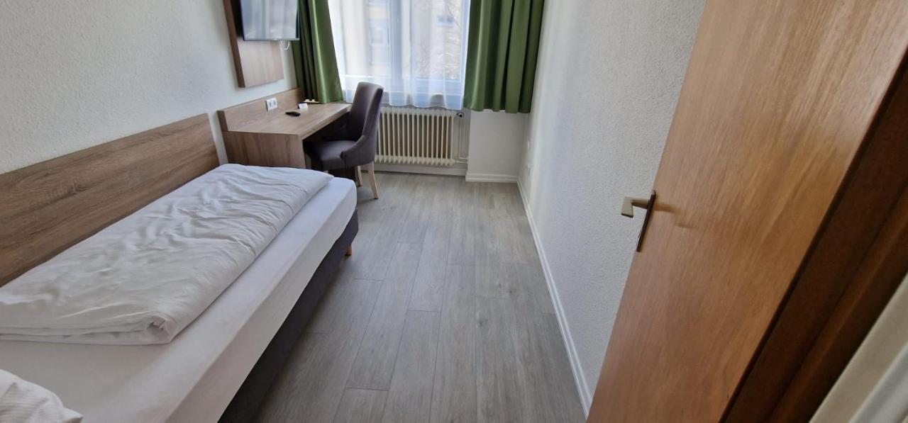 Hotel Ladage フランクフルト エクステリア 写真
