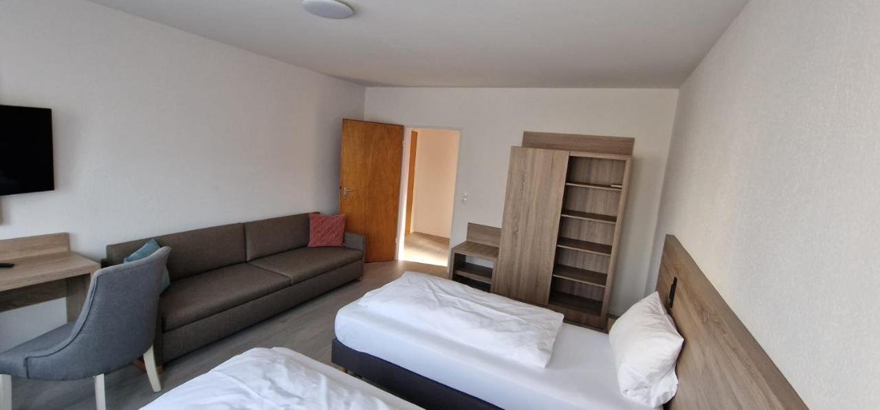 Hotel Ladage フランクフルト エクステリア 写真